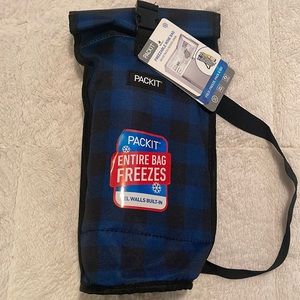 ❤️NEW!!!❤️PACKIT Freezable Wine Bag. No Ice Packs needed.Ever.